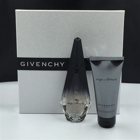 perfumes ange ou demon givenchy|ange ou demon gift set.